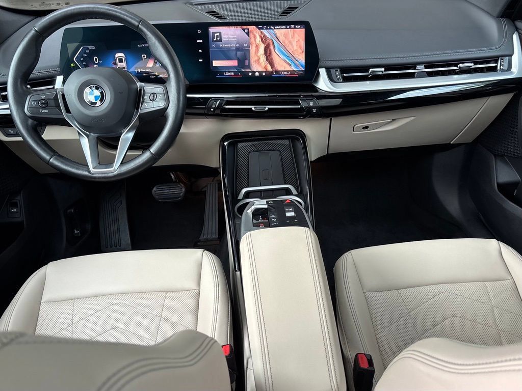 Used 2024 BMW X1 xDrive28i AWD/4WD image 34