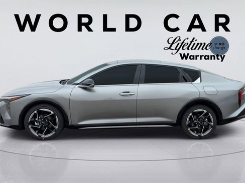 New 2025 Kia K4 GT-Line image 6