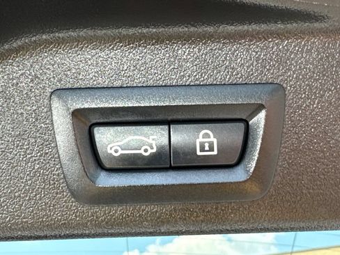 Used 2021 BMW X5 sDrive40i w/ Convenience Package RWD image 21
