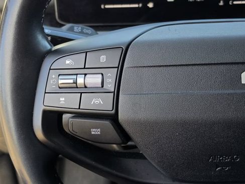 Used 2026 Kia Sportage EX w/ EX Panorama Roof Package FWD image 19