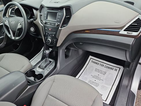 Used 2018 Hyundai Santa Fe Sport image 29