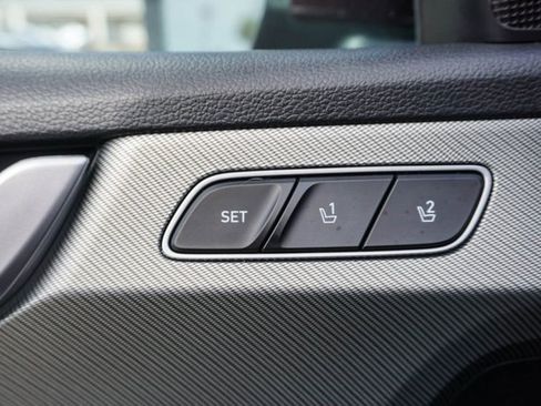 Used 2024 Hyundai Palisade SEL w/ Premium Package image 17