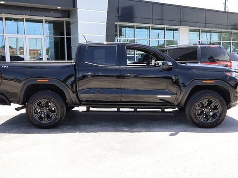 Used 2024 GMC Canyon Elevation w/ Elevation Premium Package AWD/4WD image 10