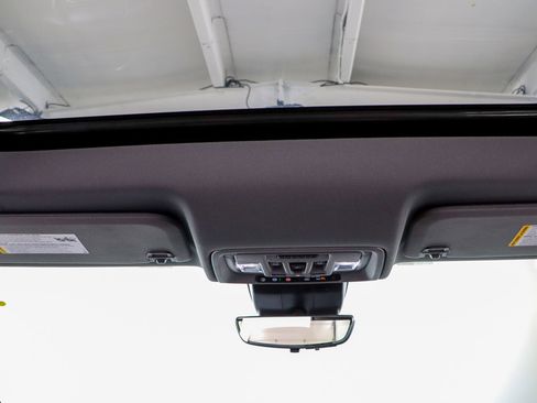 Used 2024 GMC Sierra 2500 Denali w/ Denali Reserve Package image 23