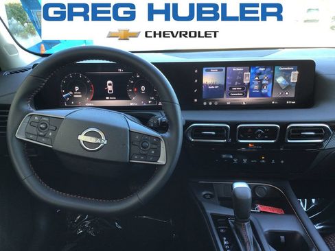 Used 2026 Nissan Sentra SR w/ Floor Mat Package FWD image 2