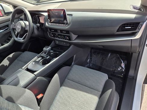 Certified 2023 Nissan Rogue SV FWD image 20