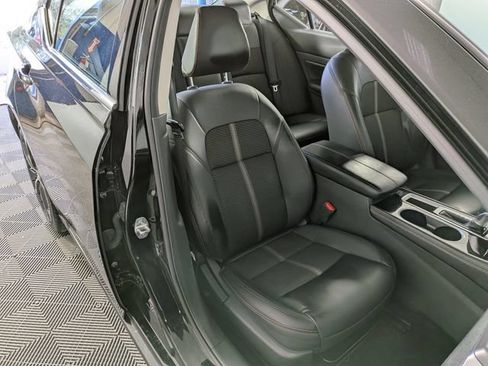 Used 2024 Nissan Altima 2.5 SR FWD image 30