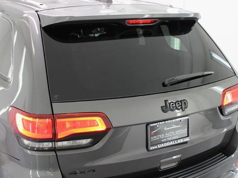 Used 2019 Jeep Grand Cherokee Altitude AWD/4WD image 20