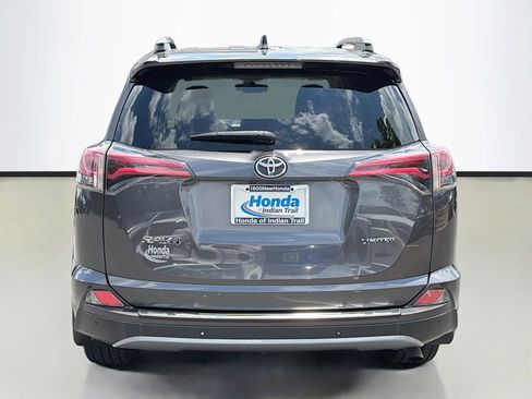 Used 2017 Toyota RAV4 Limited FWD image 6