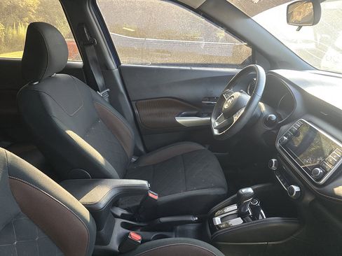 Used 2020 Nissan Kicks SR FWD image 5