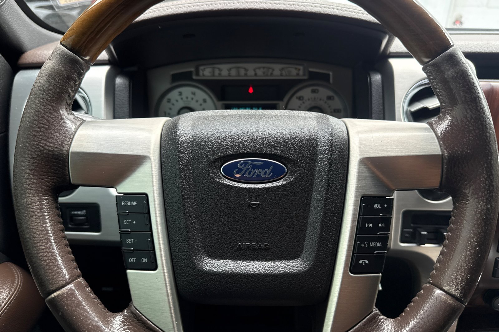 Used 2009 Ford F150 Platinum AWD/4WD image 32