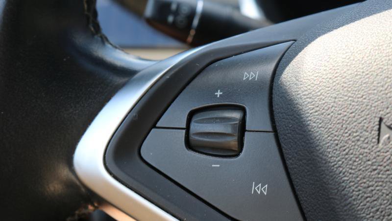 Used 2014 Tesla Model S 85 RWD image 9