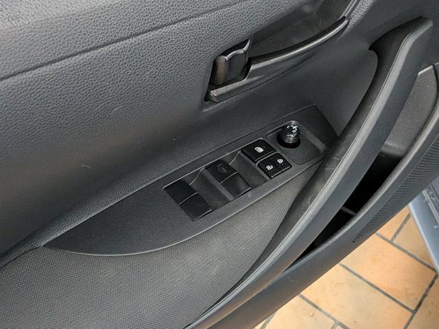 Used 2023 Toyota Corolla LE FWD image 15