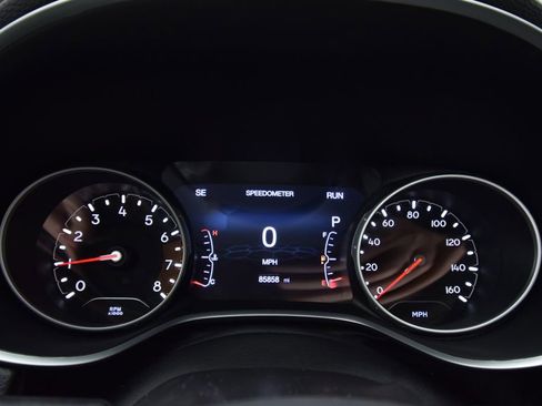 Used 2018 Jeep Compass Latitude w/ Popular Equipment Group image 18