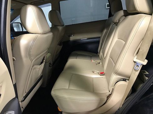 Used 2014 Subaru Tribeca Limited image 16