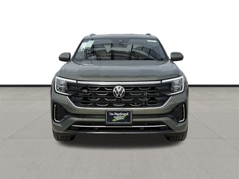New 2026 Volkswagen Atlas Cross Sport SEL Premium R-Line image 2