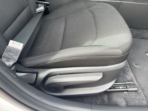 Used 2020 Hyundai Elantra SE w/ Cargo Package (C1) FWD image 34