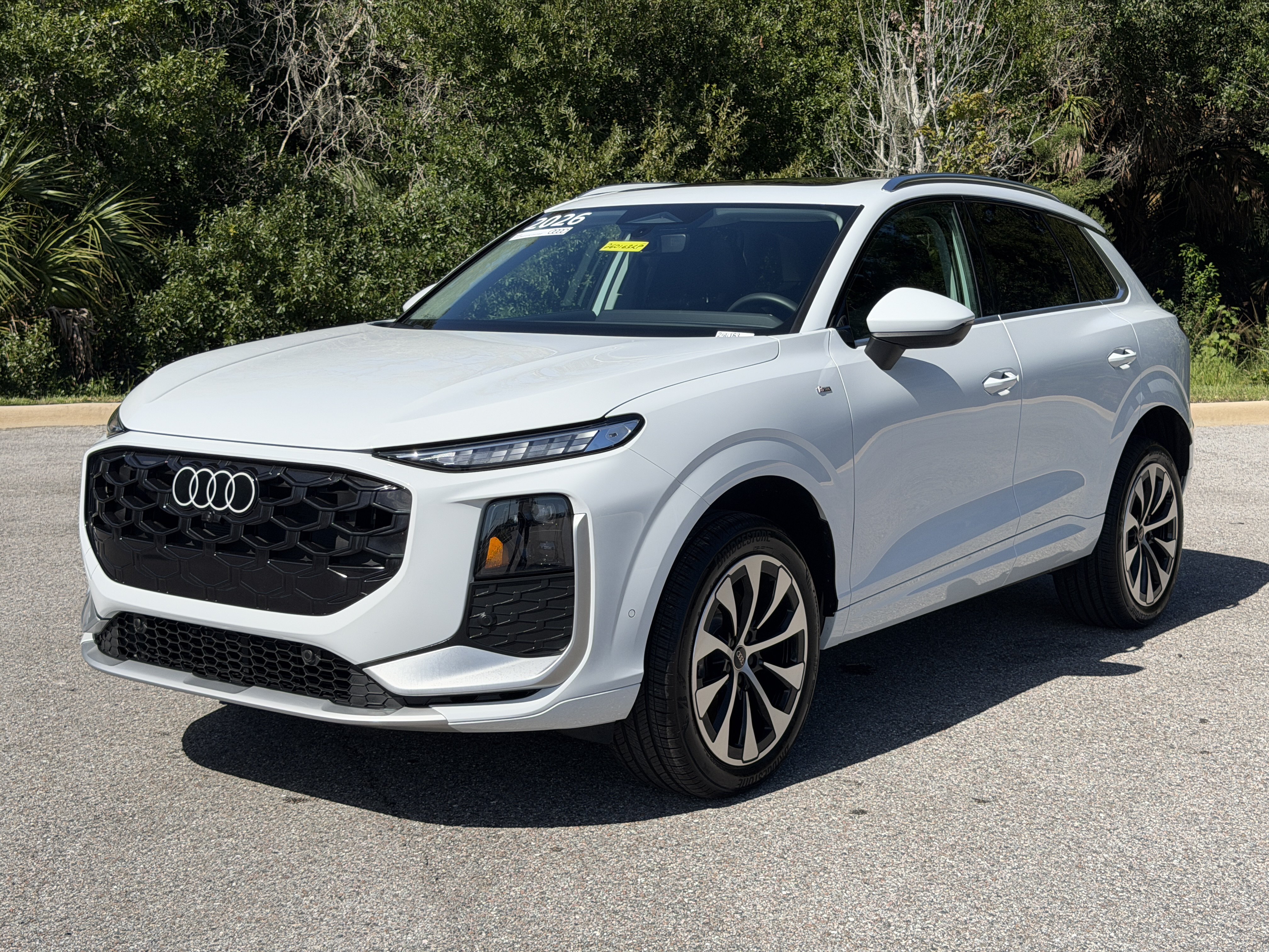 Certified 2026 Audi Q3 quattro 2.0T AWD/4WD image 3