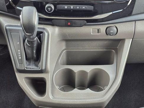 Used 2025 Ford Transit 350 XLT image 33