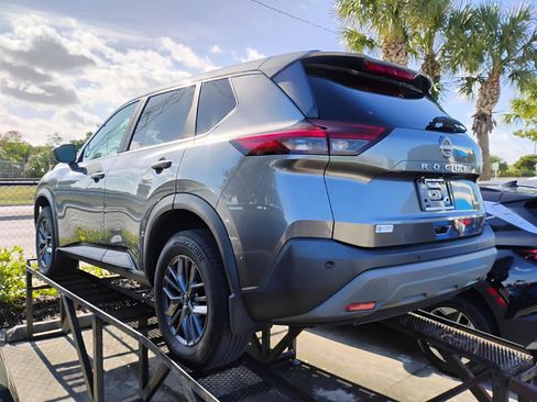 Used 2023 Nissan Rogue S AWD/4WD image 4