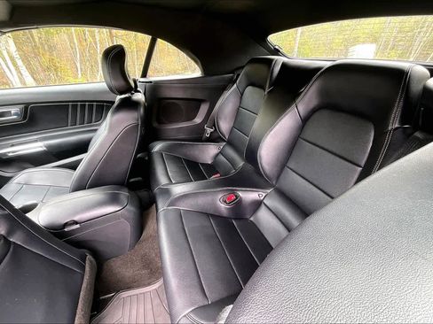 Used 2016 Ford Mustang Premium RWD image 21