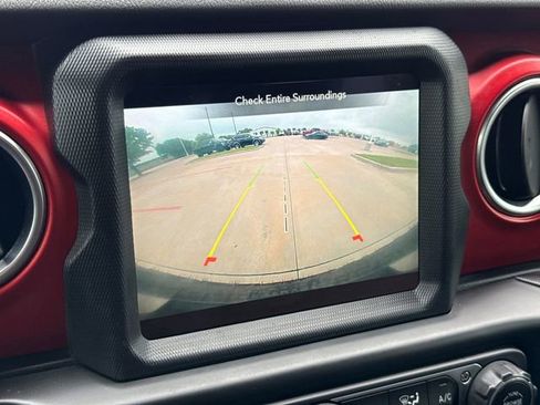 Used 2020 Jeep Wrangler Unlimited Rubicon AWD/4WD image 26