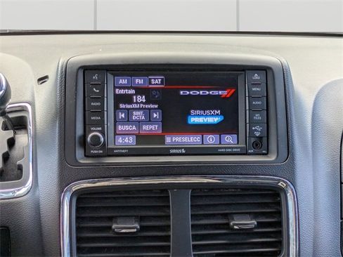 Used 2020 Dodge Grand Caravan SXT image 19