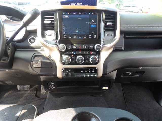 Used 2024 RAM 2500 Laramie w/ Safety Group AWD/4WD image 16