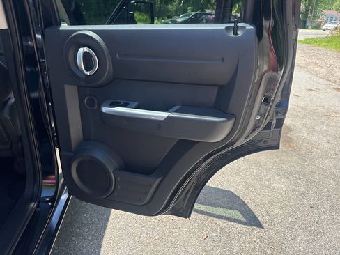 Used 2007 Dodge Nitro R/T AWD/4WD image 24