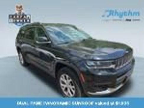 Used 2022 Jeep Grand Cherokee L Limited AWD/4WD image 1