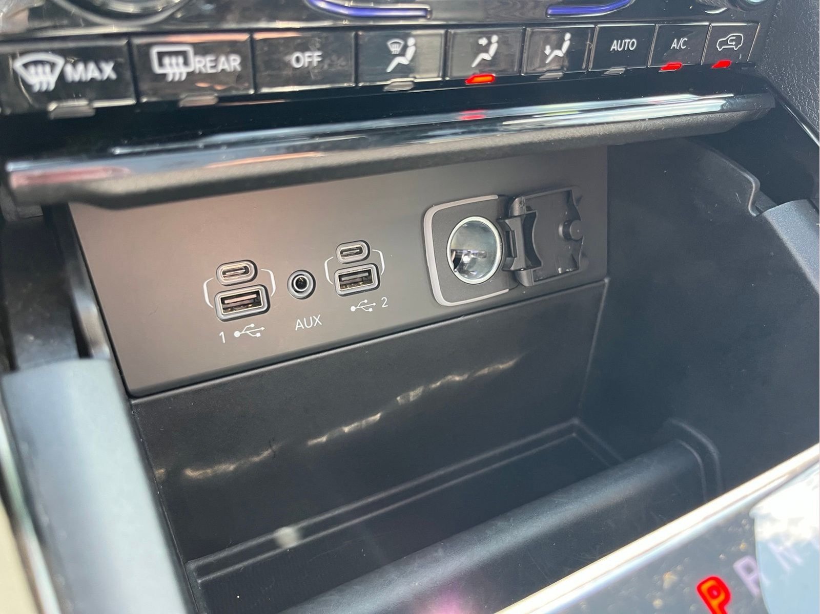 Certified 2024 Jeep Grand Cherokee Summit AWD/4WD image 20