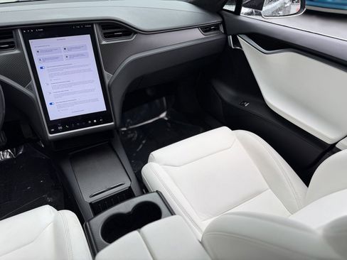 Used 2018 Tesla Model S 100D image 42