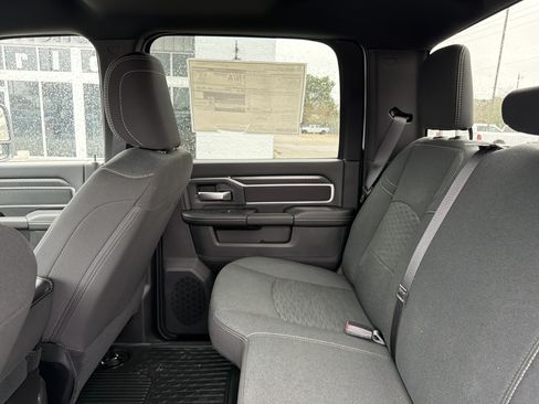 Used 2025 RAM 3500 Big Horn AWD/4WD image 29