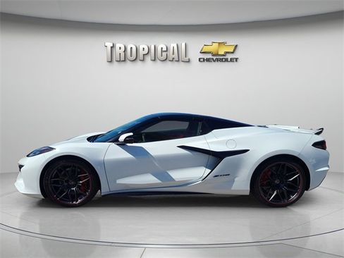 New 2025 Chevrolet Corvette Z06 image 2