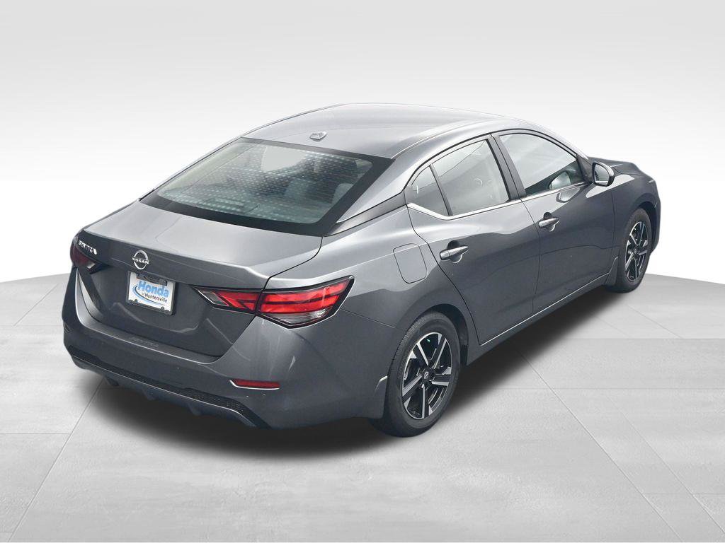 Used 2025 Nissan Sentra SV FWD image 42