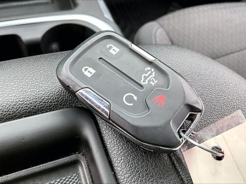 Used 2022 Chevrolet Silverado 1500 RST AWD/4WD image 15