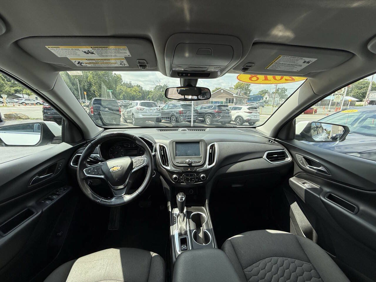 Used 2018 Chevrolet Equinox LT FWD image 12