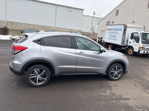 Used 2022 Honda HR-V EX-L image 7