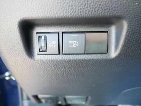 Certified 2025 Toyota RAV4 XLE AWD/4WD image 28