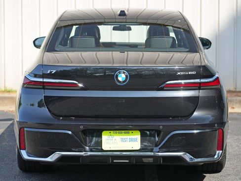 Used 2023 BMW i7 xDrive60 w/ Executive Package 2 AWD/4WD image 72
