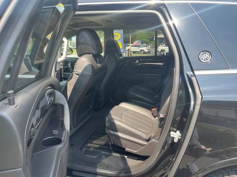 Used 2017 Buick Enclave Premium FWD image 12