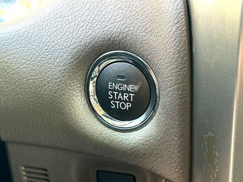 Used 2016 Lexus GX 460 image 17