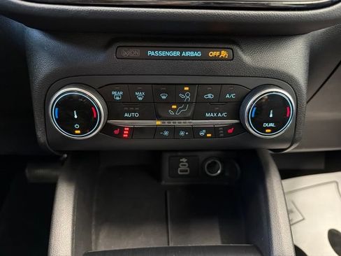 Used 2025 Ford Escape ST-Line Select AWD/4WD image 20