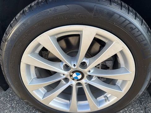 Used 2017 BMW 320i xDrive Sedan image 10