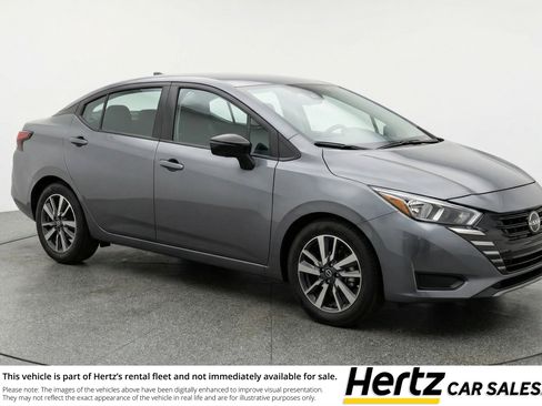 Used 2025 Nissan Versa SV FWD image 1