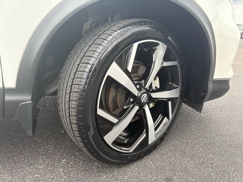 Used 2022 Nissan Rogue Sport SL w/ Premium Package AWD/4WD image 3