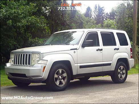 Used 2008 Jeep Liberty Sport image 1