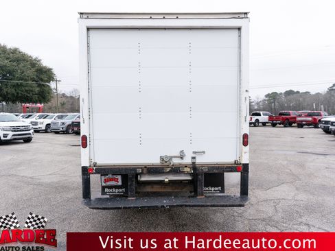 Used 2019 Ford E-450 and Econoline 450 Super Duty w/ Power Windows & Locks Group image 4