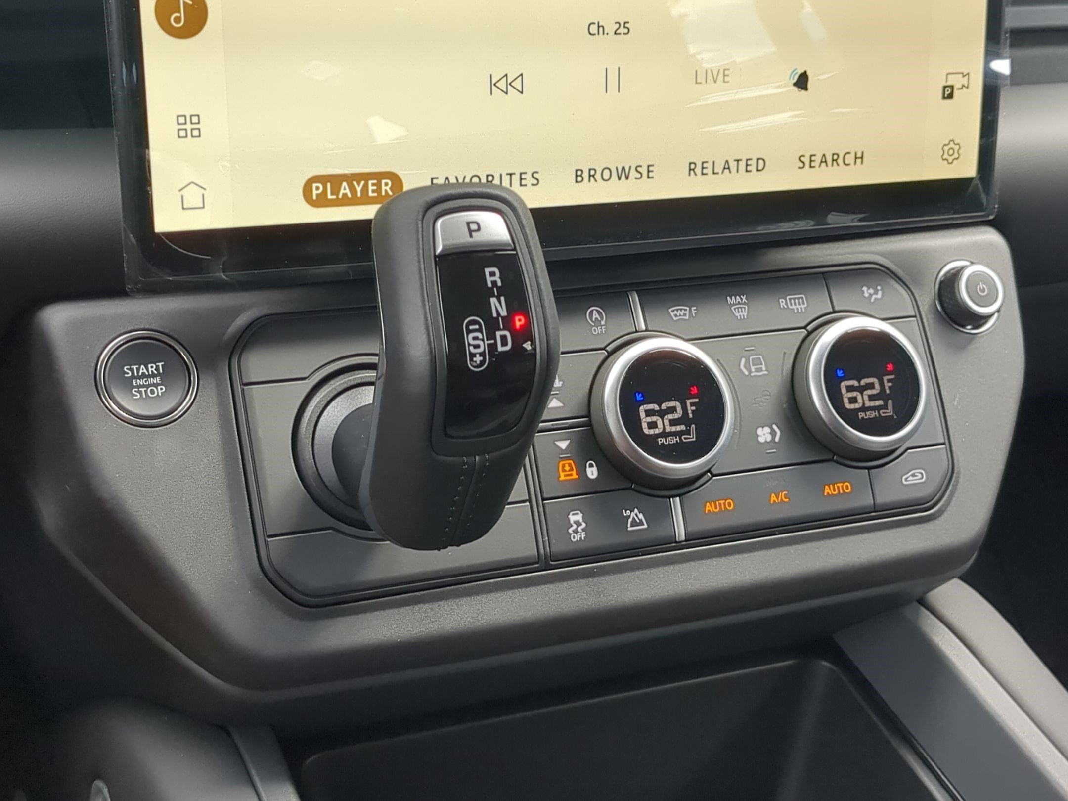 New 2026 Land Rover Defender 110 X-Dynamic SE AWD/4WD image 22