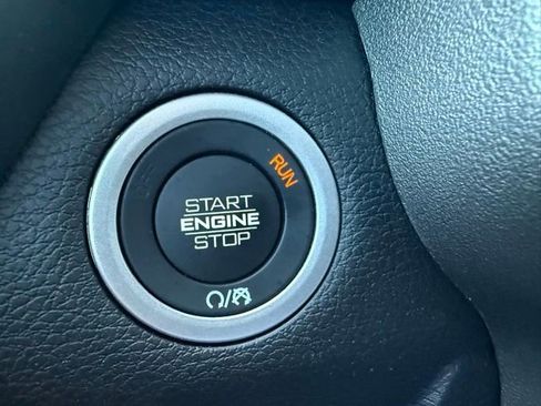 New 2026 RAM 2500 Laramie AWD/4WD image 26